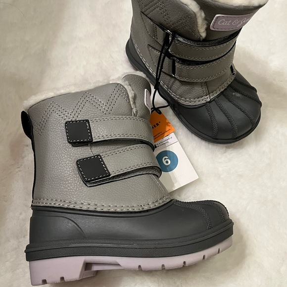 NEW Toddler winter boots, size 6 - Picture 5 of 7